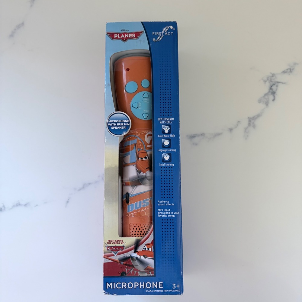 Disney Planes First Act Microphone Dusty Crophopper MP3 Input Toy PL339